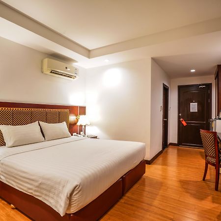 Jomtien Hisotel Exteriör bild