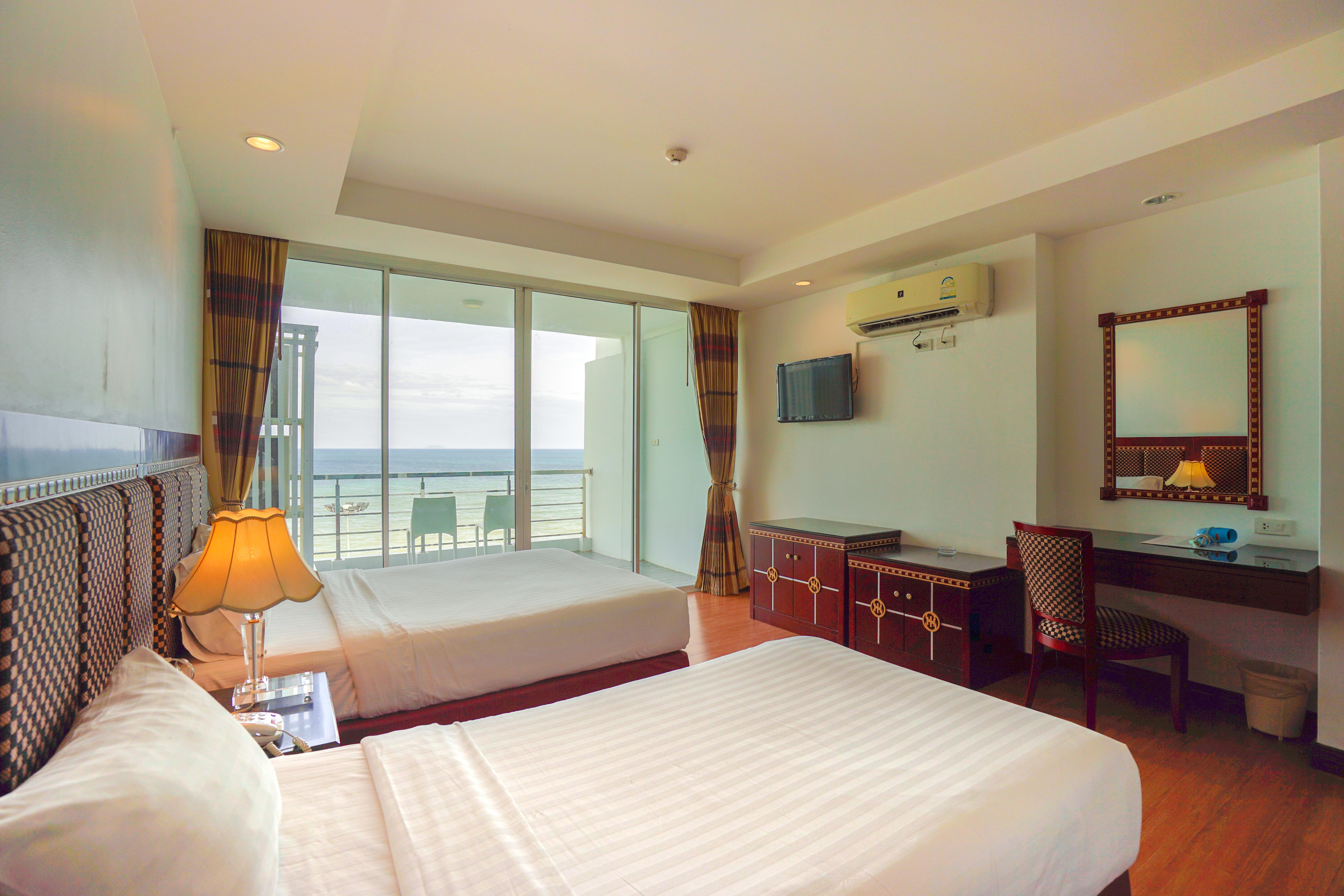 Jomtien Hisotel Exteriör bild
