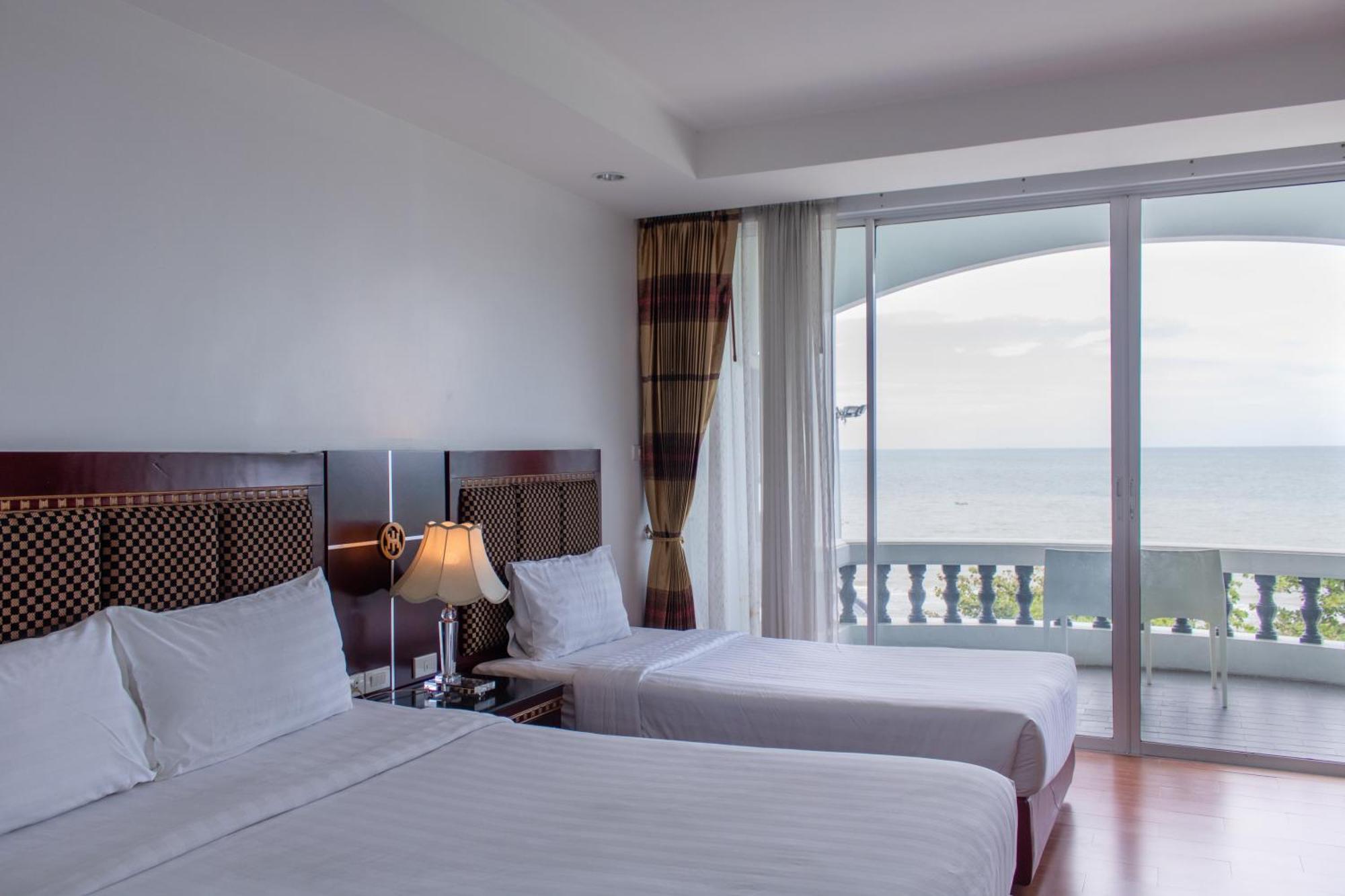 Jomtien Hisotel Exteriör bild
