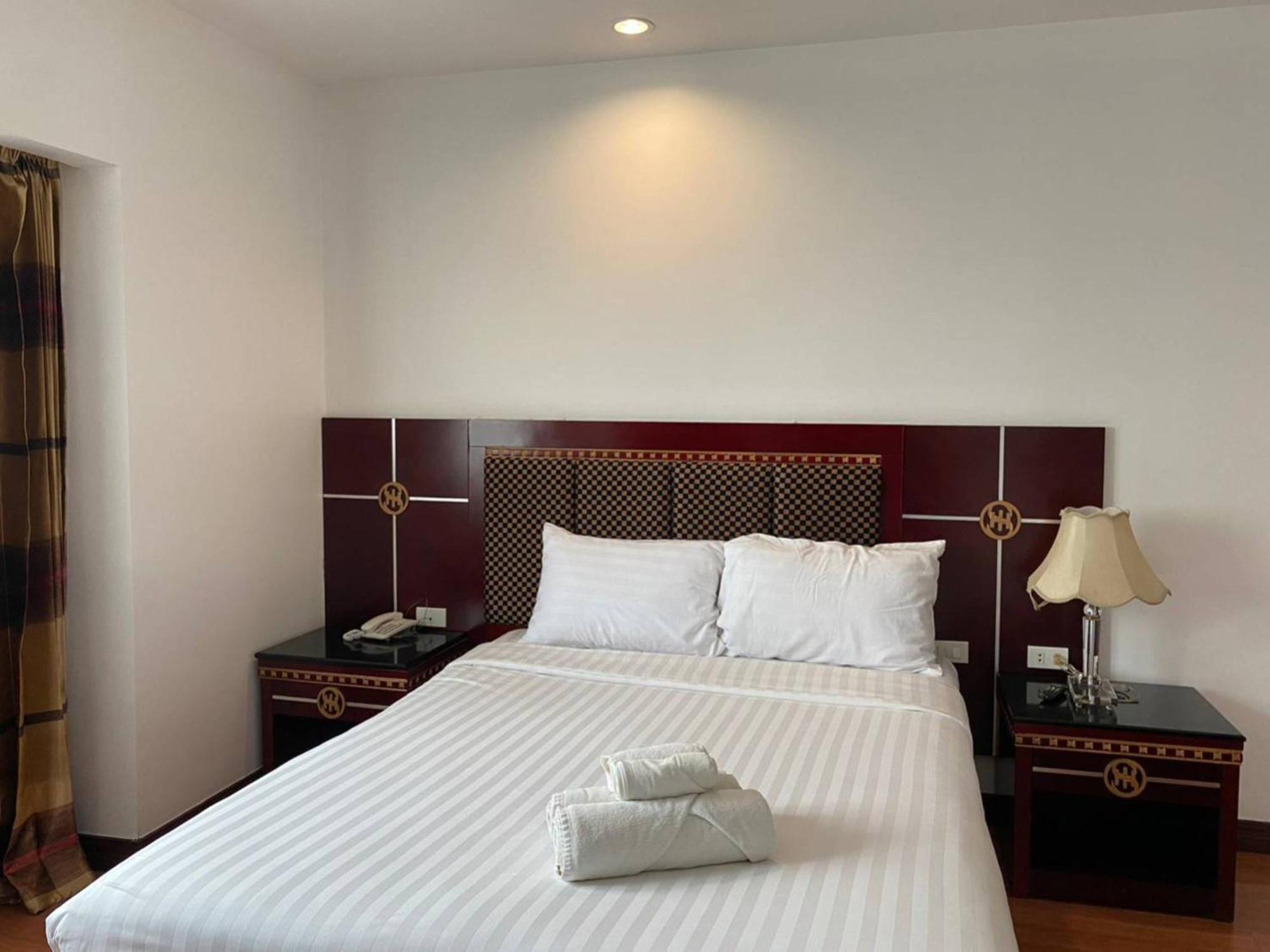 Jomtien Hisotel Exteriör bild