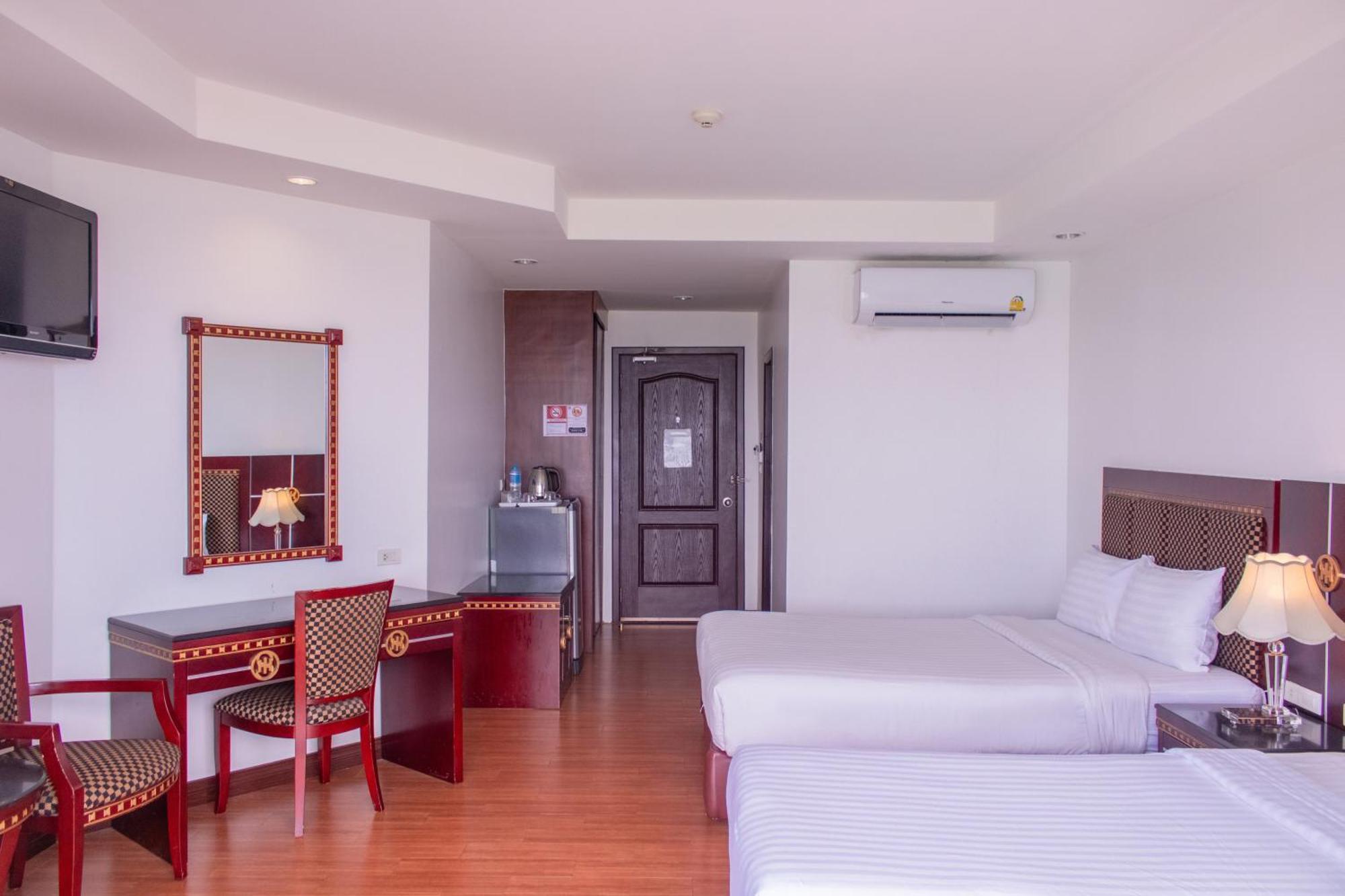 Jomtien Hisotel Exteriör bild