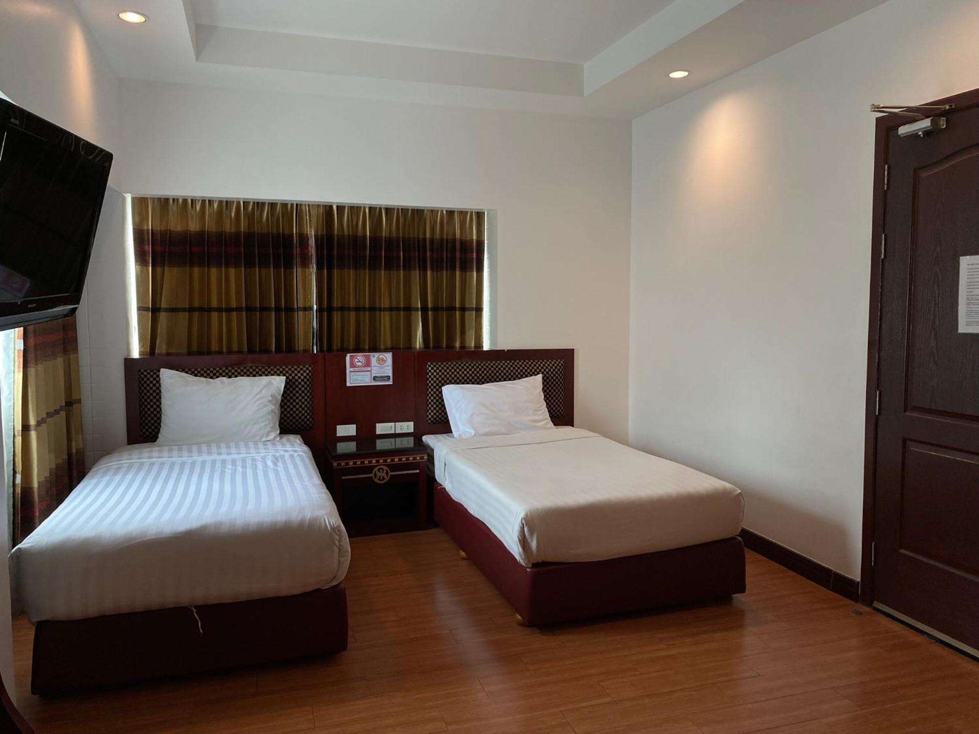 Jomtien Hisotel Exteriör bild