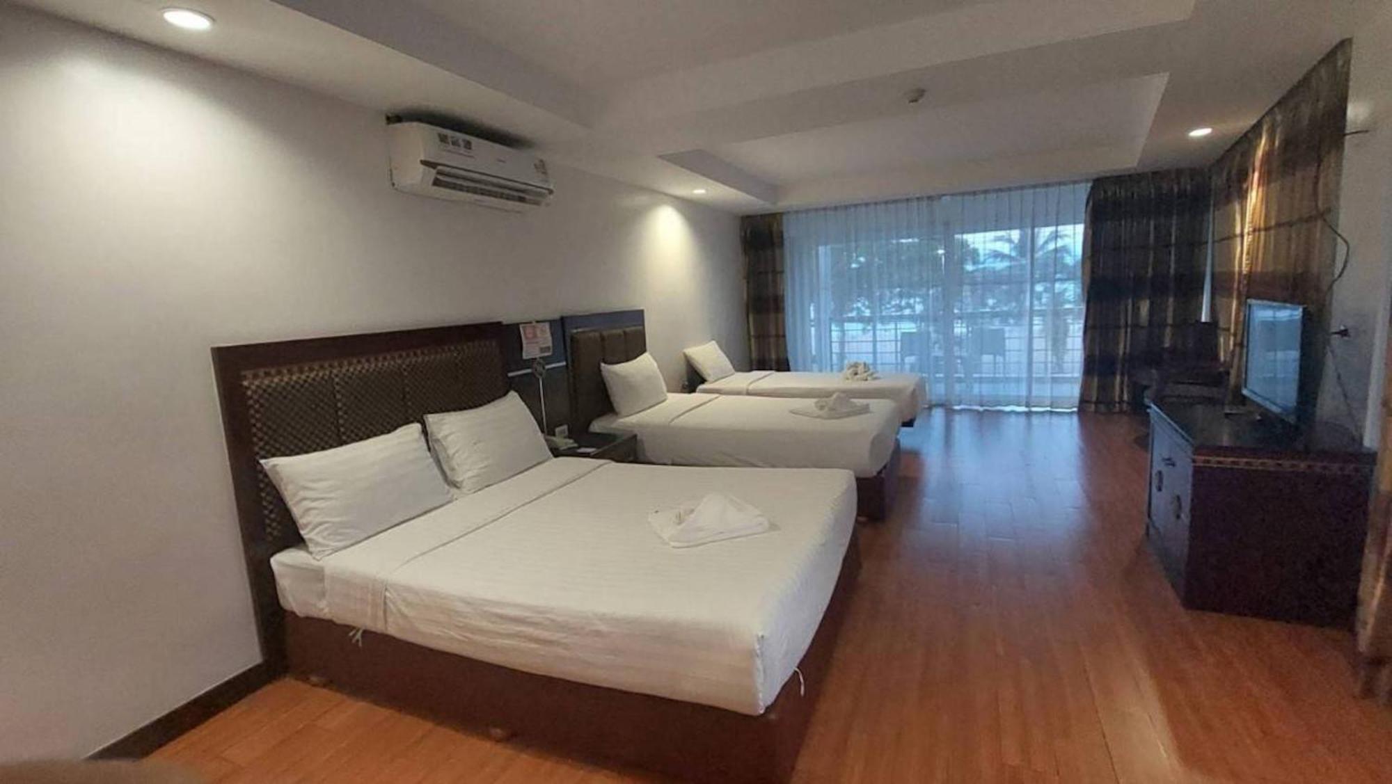 Jomtien Hisotel Exteriör bild