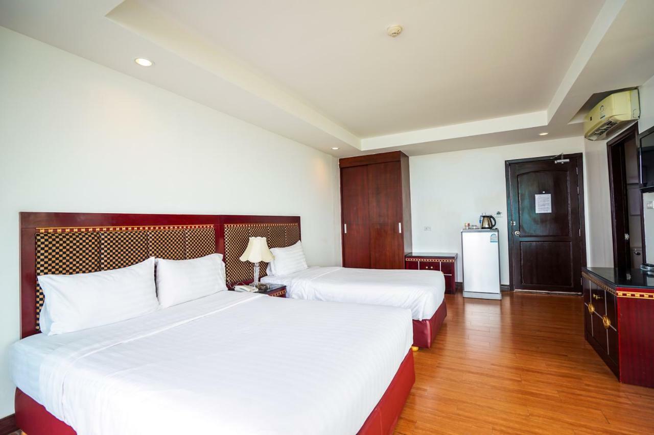 Jomtien Hisotel Exteriör bild